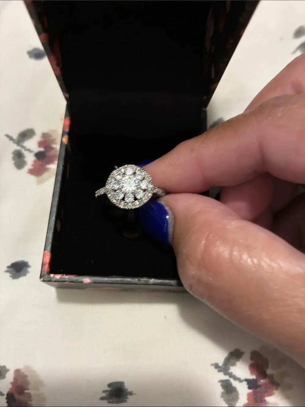 Halo White Diamond Cluster Ring - Women Jewelry